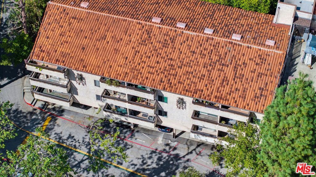 Photo of 2700 Cahuenga Boulevard #1203, Los Angeles, CA 90068 (MLS # 26666637)