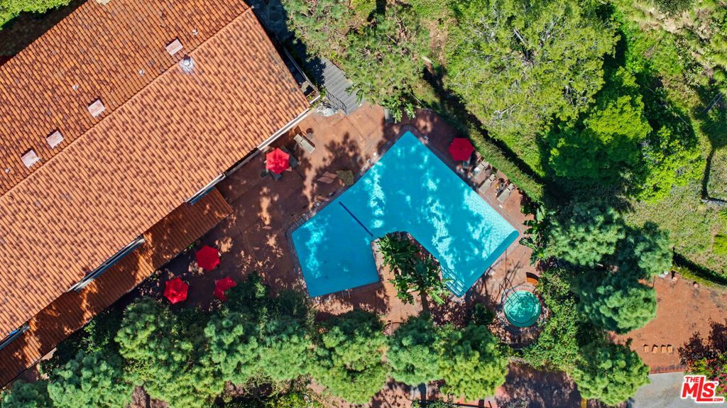 2700 Cahuenga Boulevard 1203