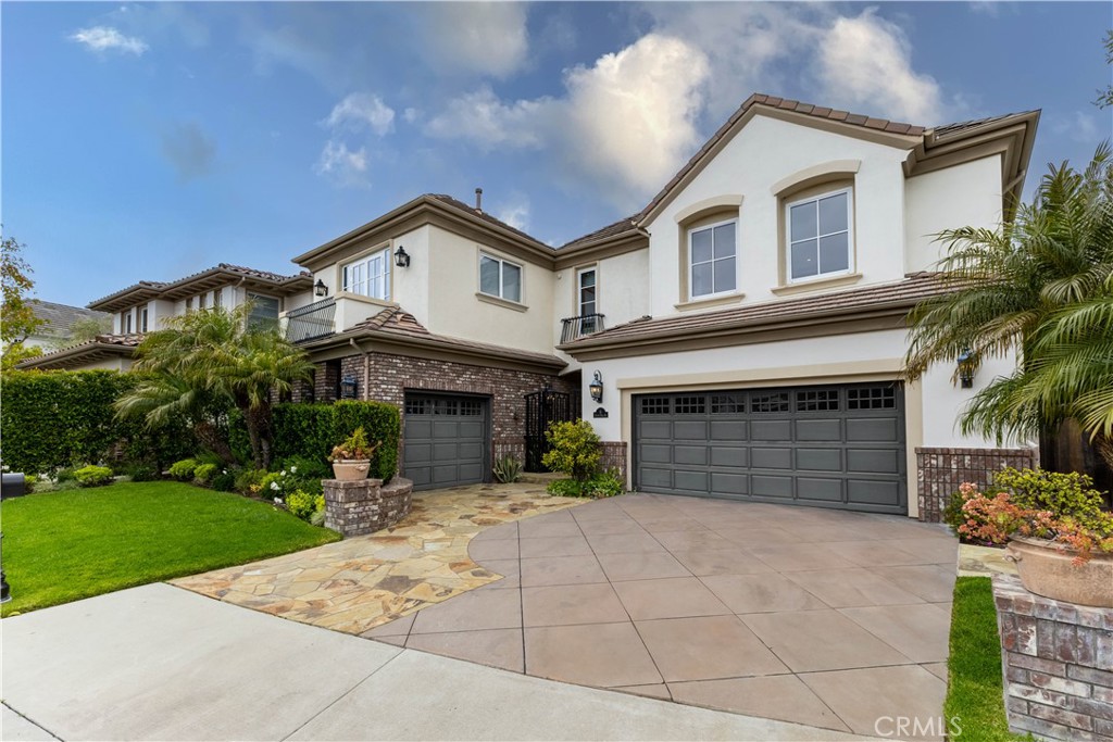 6 Jupiter Hills Drive