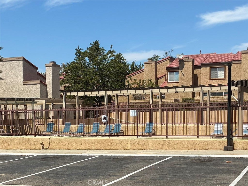 1402 Vista Grande