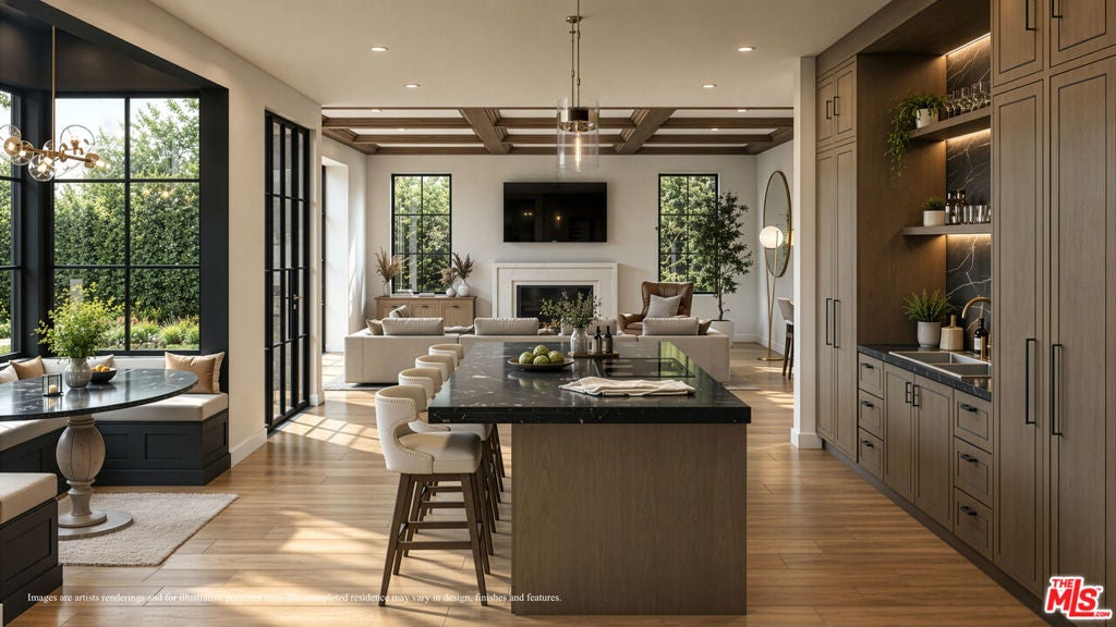 717 Toyopa Drive