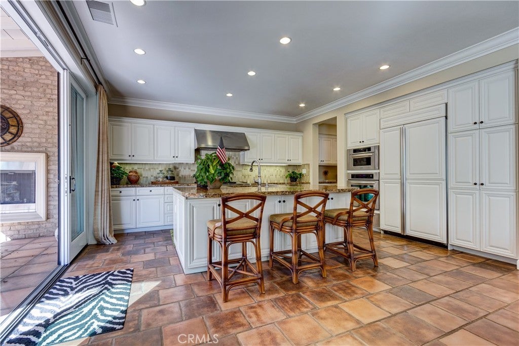 34 Great Lawn, Irvine CA 92620 - Photo 6