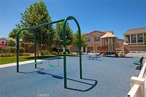 Tiny photo for 27988 Calle Casera, Temecula, CA 92592 (MLS # OC26087879)