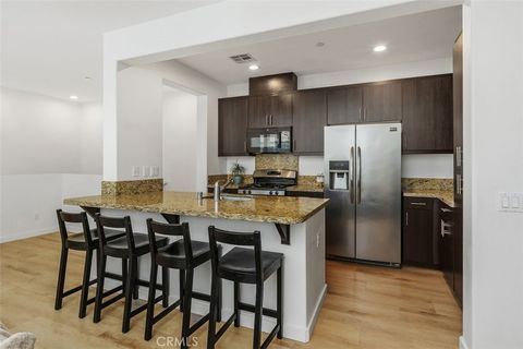 Tiny photo for 27988 Calle Casera, Temecula, CA 92592 (MLS # OC26087879)