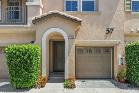 Tiny photo for 27988 Calle Casera, Temecula, CA 92592 (MLS # OC26087879)