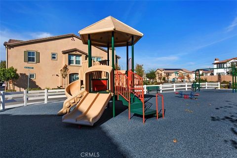 Tiny photo for 27988 Calle Casera, Temecula, CA 92592 (MLS # OC26087879)