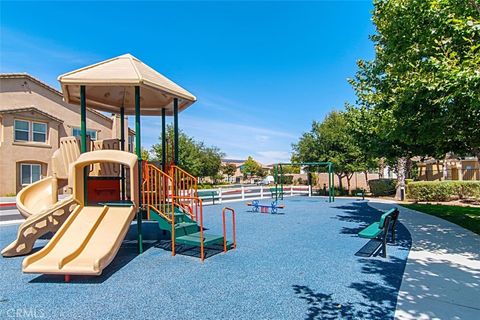 Tiny photo for 27988 Calle Casera, Temecula, CA 92592 (MLS # OC26087879)