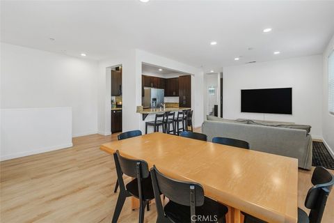 Tiny photo for 27988 Calle Casera, Temecula, CA 92592 (MLS # OC26087879)