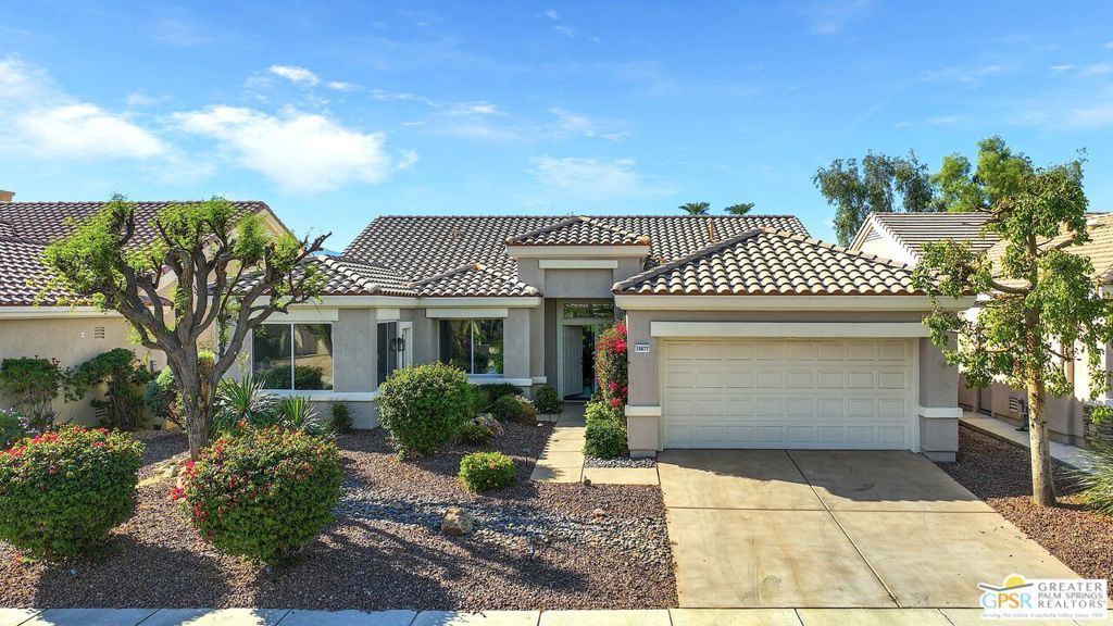 Photo of 35677 Inverness Avenue, Palm Desert, CA 92211 (MLS # 25615139PS)