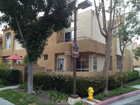 Photo of 39 Willow Wind, Aliso Viejo, CA 92656 (MLS # OC26058351)