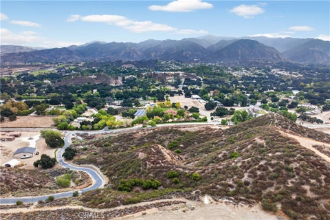 Photo of 0 rolling hills ave, Canyon Country, CA 91387 (MLS # SR26221245)