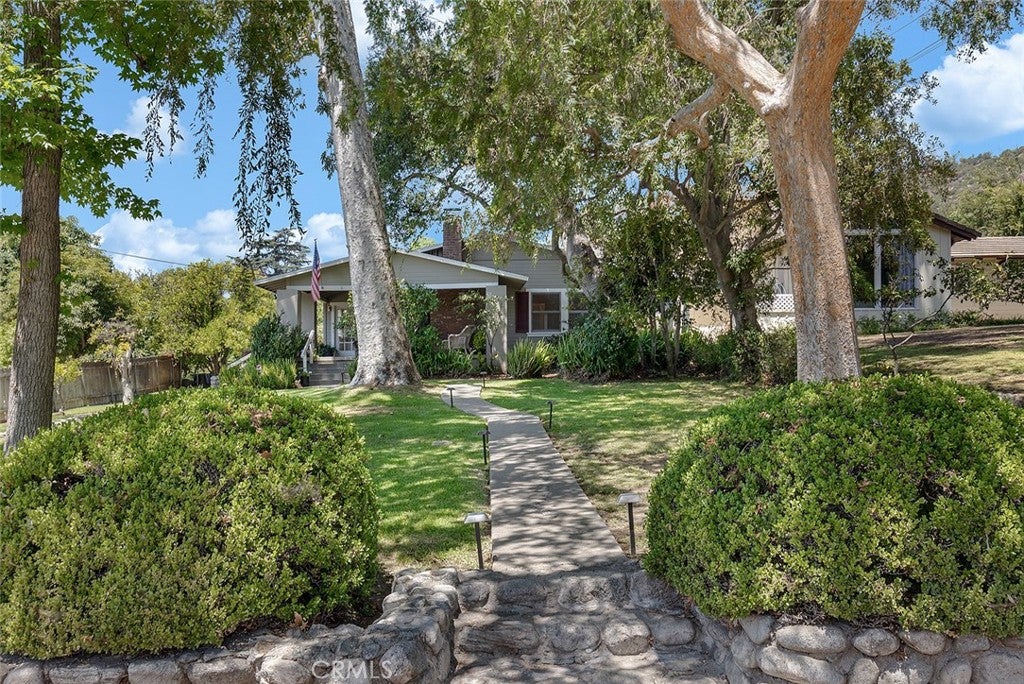 333 N Mayflower AVE, Monrovia CA 91016