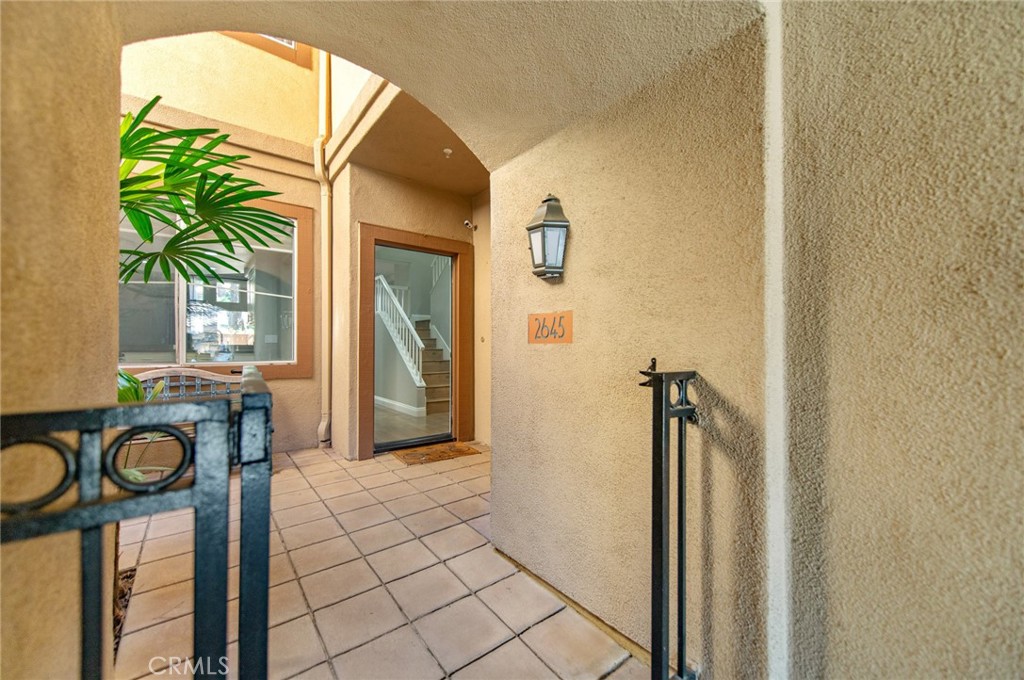 2645 Dunstan