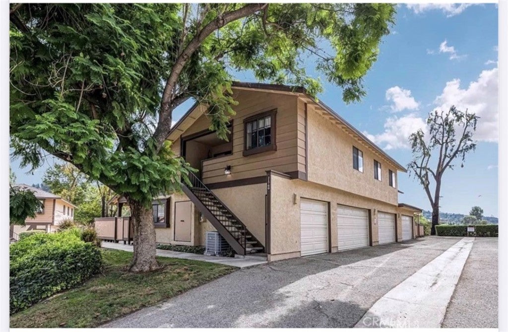 21760 Laurelrim Dr Unit A