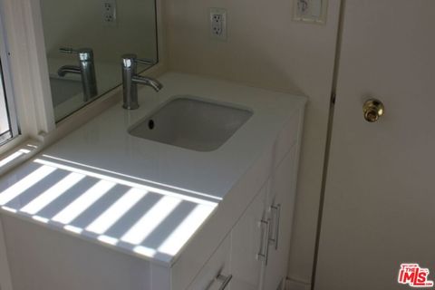 Tiny photo for 11044 OPHIR Drive #401, Los Angeles, CA 90024 (MLS # 25629383)