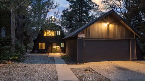 Photo of 1412 Rockspray Drive, Big Bear Lake, CA 92315 (MLS # IG26111865)