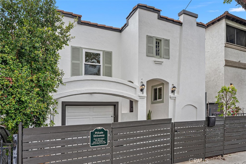 1014 Gaviota Avenue