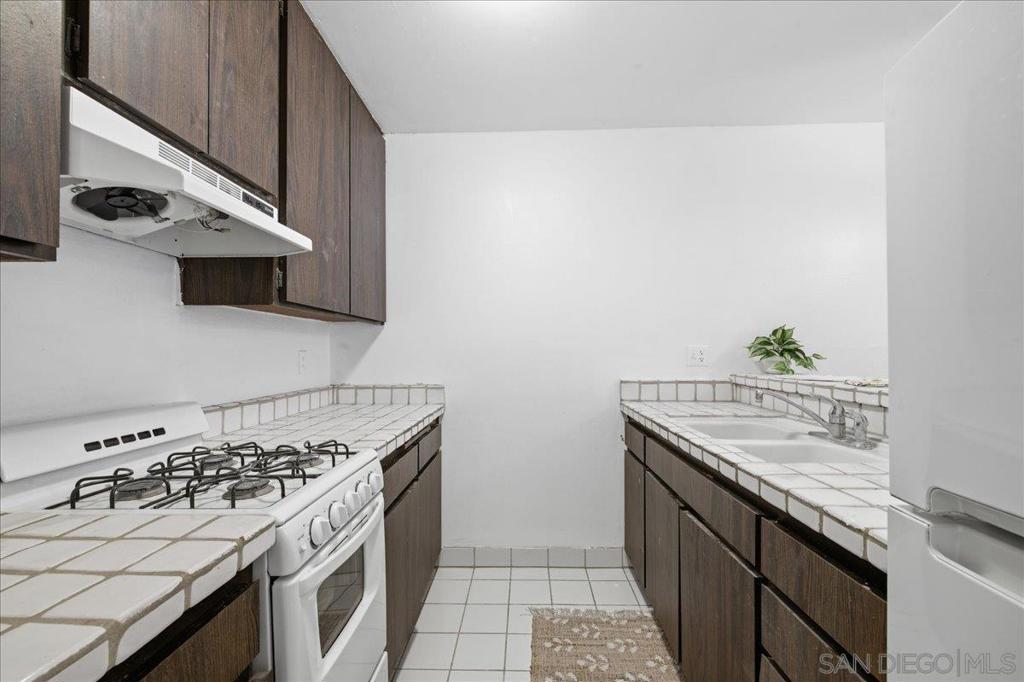 1615 Hotel Circle S D311