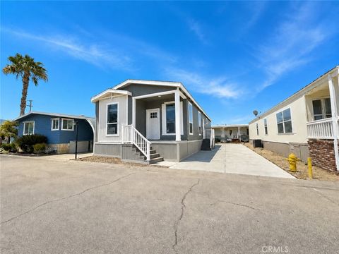 Photo of 416 Jeffries Avenue #59, Monrovia, CA 91016 (MLS # CV26145503)