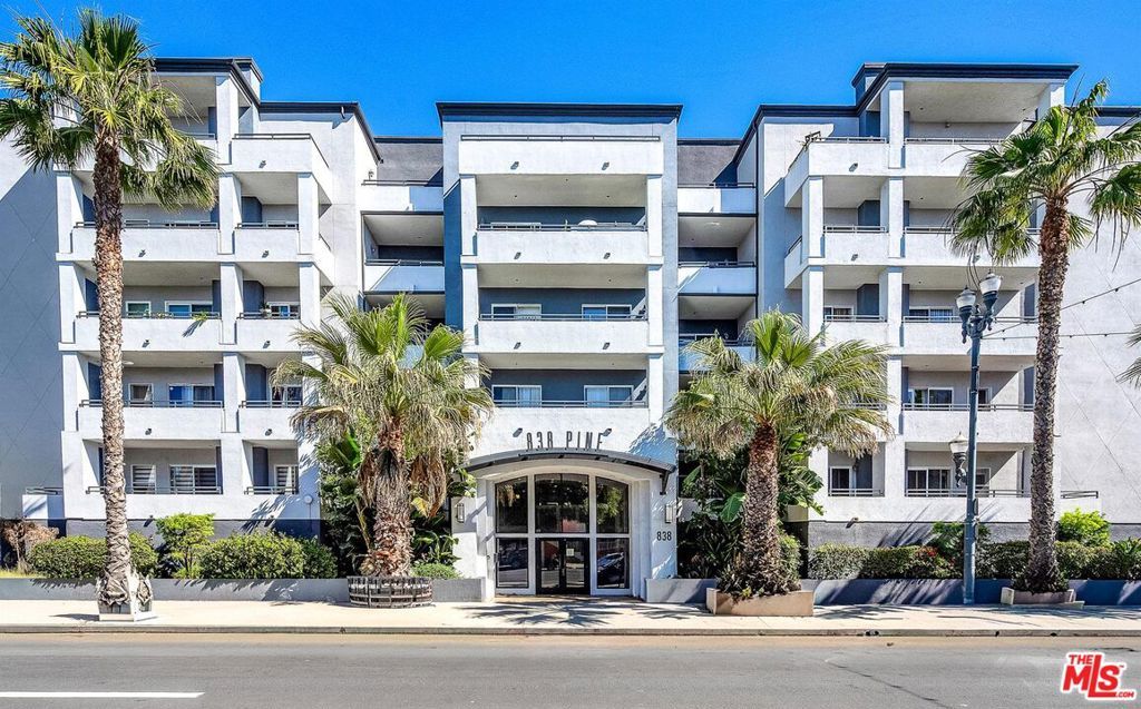 Photo of 838 Pine Avenue #506, Long Beach, CA 90813 (MLS # 26656487)