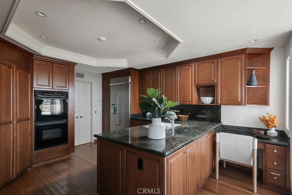 7 Cherbourg, Newport Beach CA 92660 - Photo 6