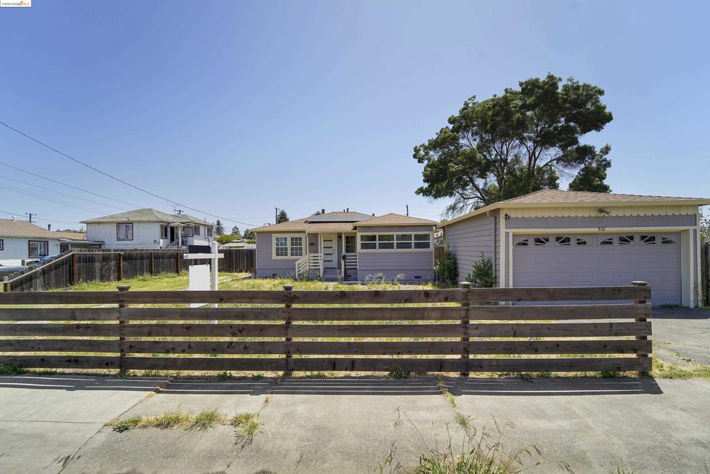 VALLEJO MANOR - Residential