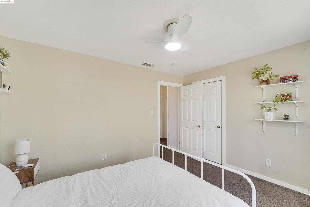 VALLEJO MANOR - Residential