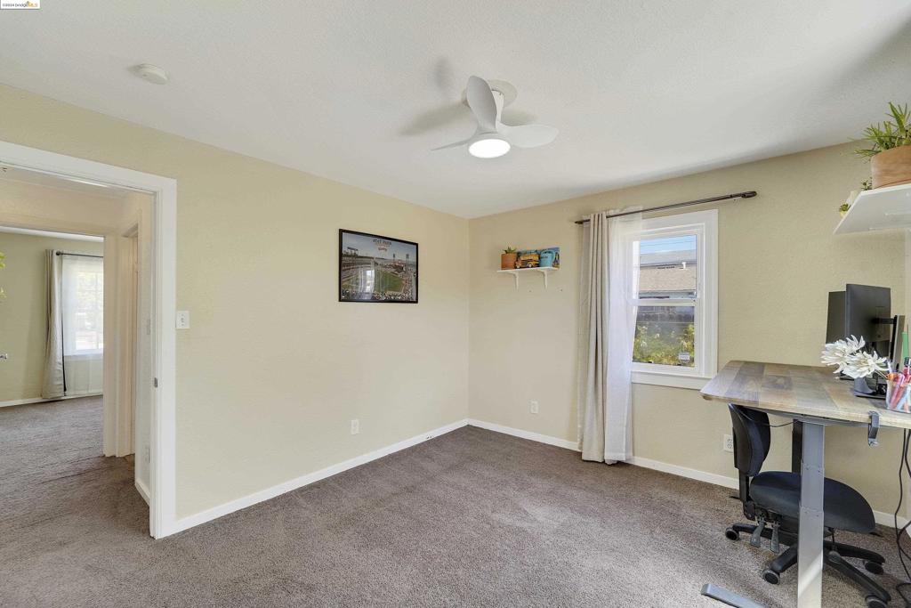 VALLEJO MANOR - Residential