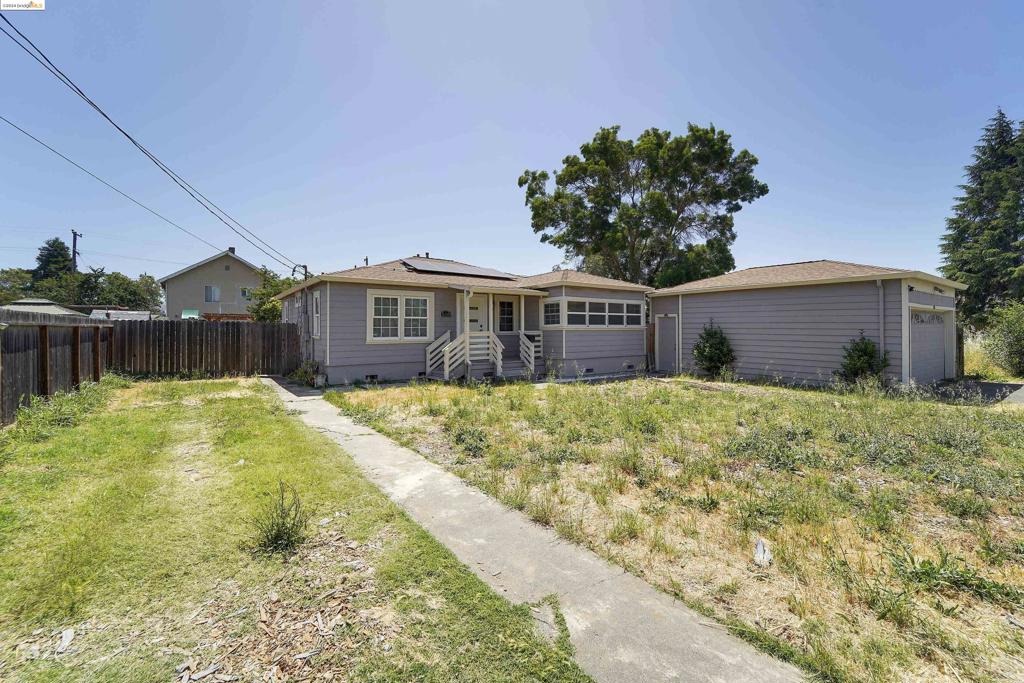 VALLEJO MANOR - Residential