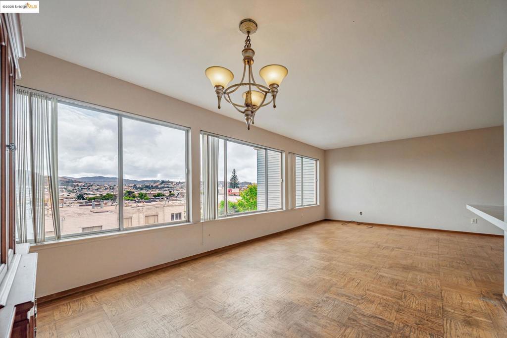 BAYVIEW - Residential