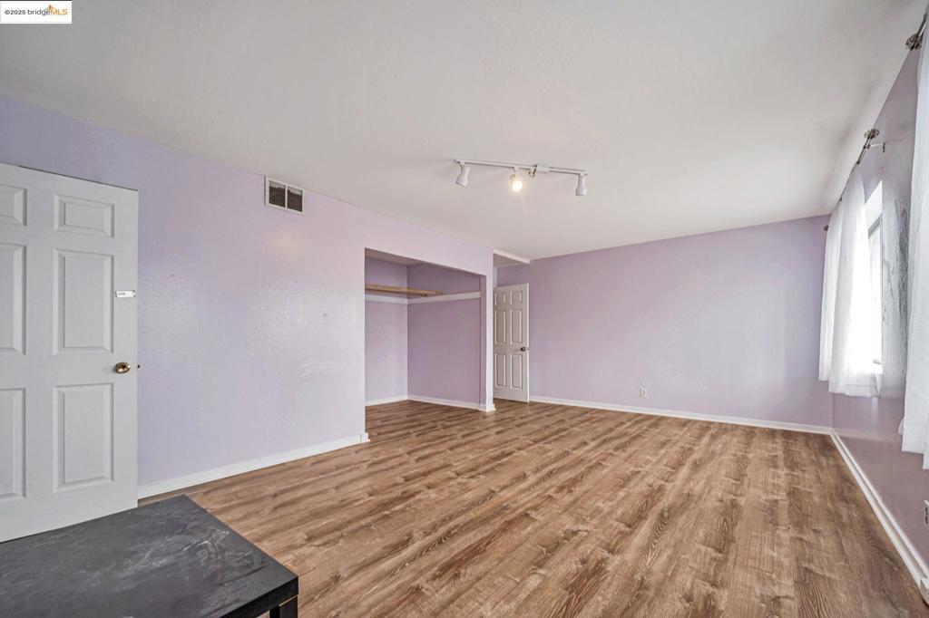 BAYVIEW - Residential