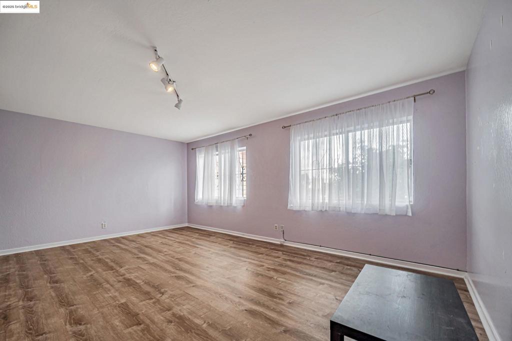 BAYVIEW - Residential