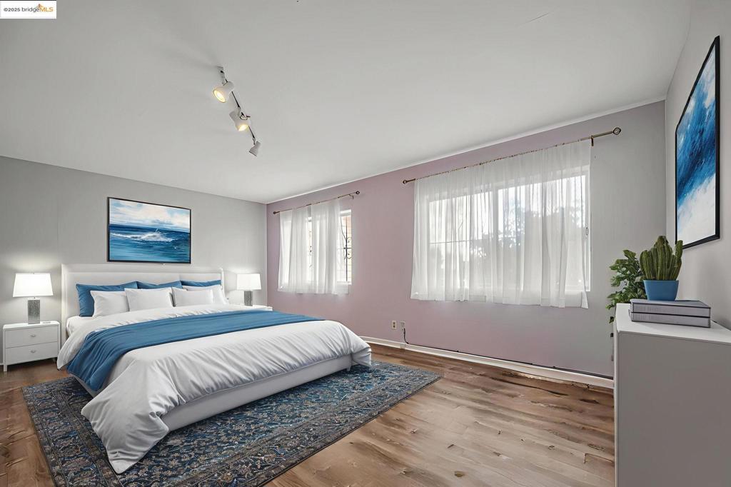 BAYVIEW - Residential