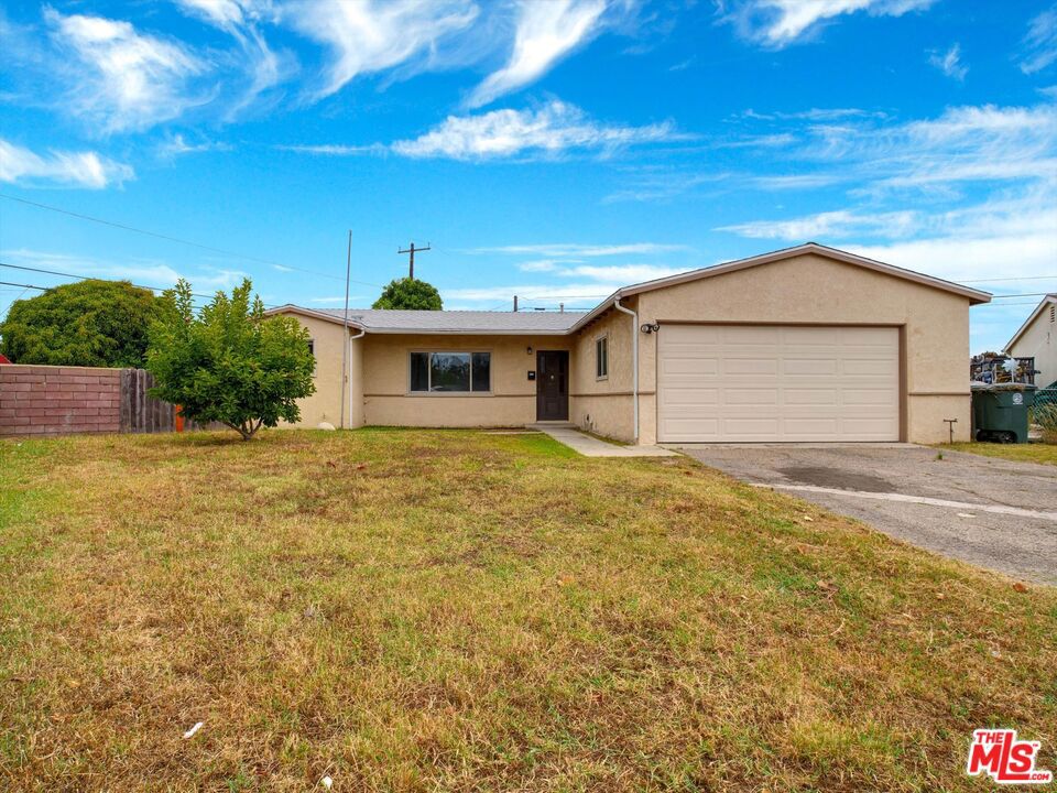 1316 N 6th Place
