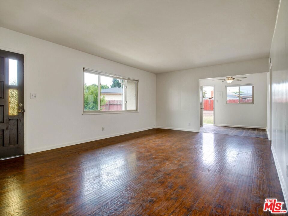 1316 N 6th Place