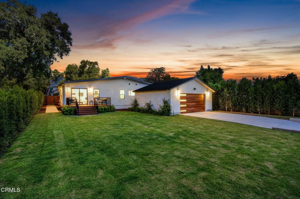 Photo of 544 Pepper Street, Pasadena, CA 91103 (MLS # P1-26156)