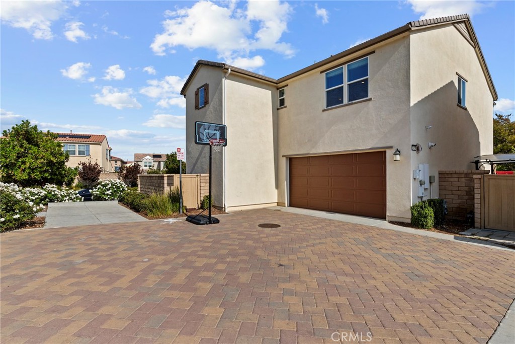 Aria (ARIA) - Residential