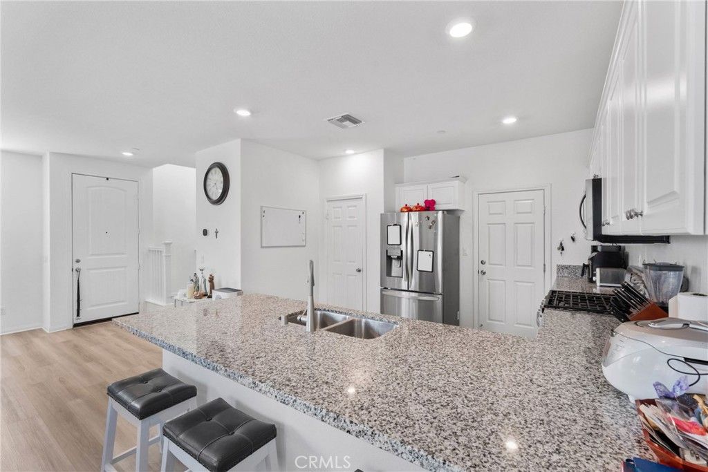 listing image 130726262241831172409