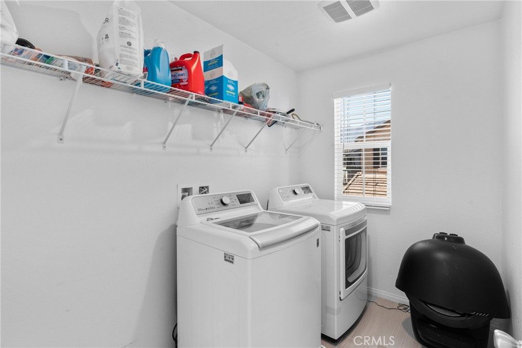 listing image 130721124056988540888