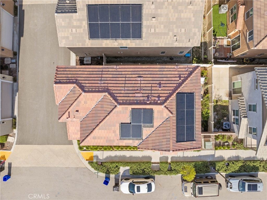 listing image 130726807238134900894