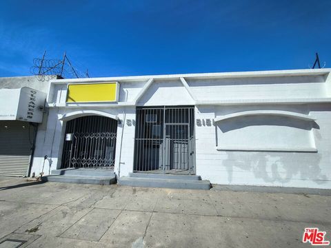 Photo of 5151 S Western Avenue, Los Angeles, CA 90062 (MLS # 26665707)