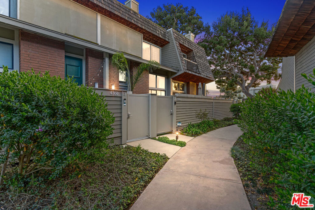 This fully renovated 2-bed, 2.5-bath townhome in Marina del Rey offers an open-concept layout with a chef's kitchen and custom cabinetry, two spacious bedroom suites with oversized closets, and a primary bath with imported French and Italian tile. A built-in office alcove adds work-from-home convenience. The private 2-car garage comes equipped with a high-speed EV charger and a large storage room. Set within the gated Villa Velletri community, residents enjoy lush landscaping, four heated pools, spas, and a renovated clubhouse in close proximity from the beach and Marina Marketplace. All pictures virtually staged.