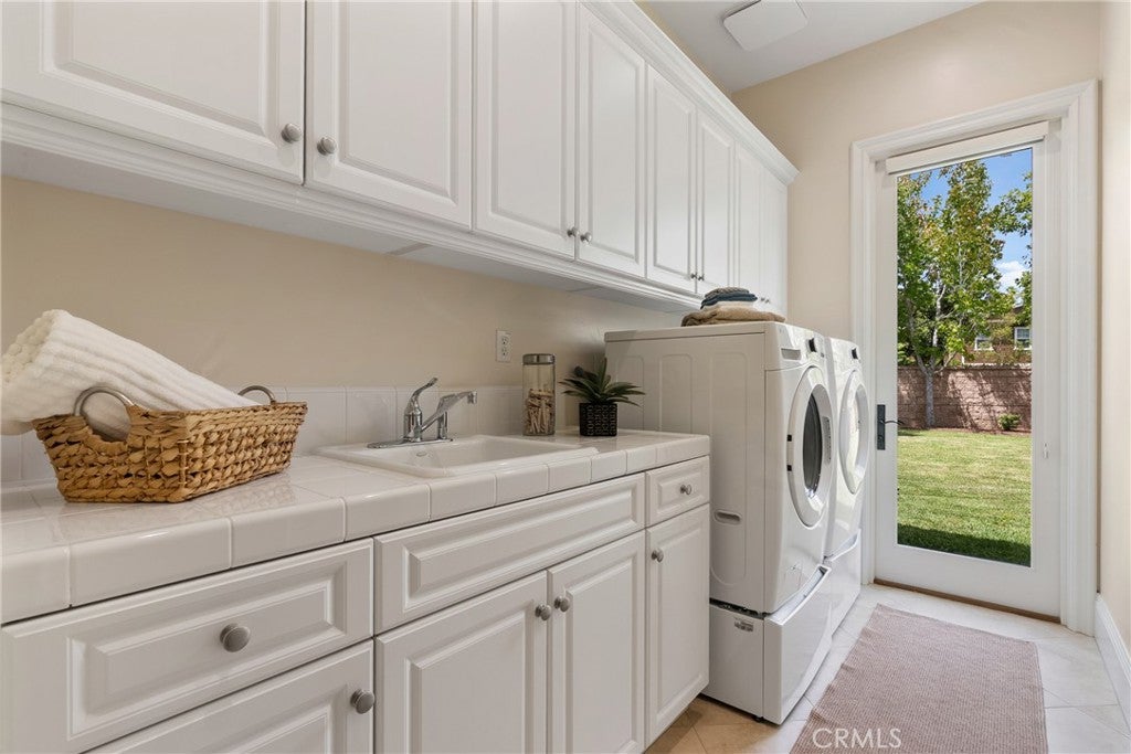 17351 Sagatuck Lane 17351 Sagatuck Lane