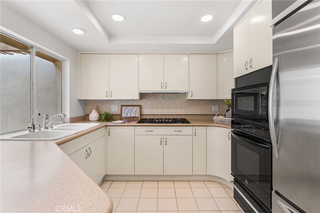 4 Skysail, Corona Del Mar CA 92625 - Photo 17