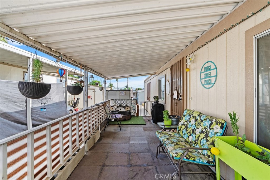 1456 E Philadelphia St Spc 279