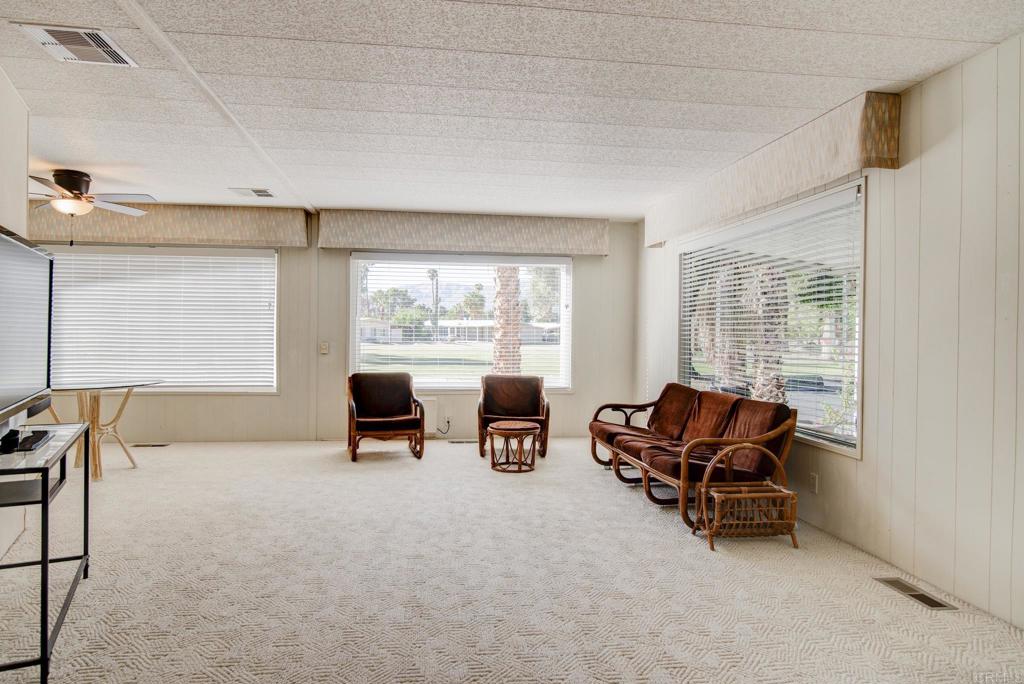 1010 Palm Canyon Drive 84