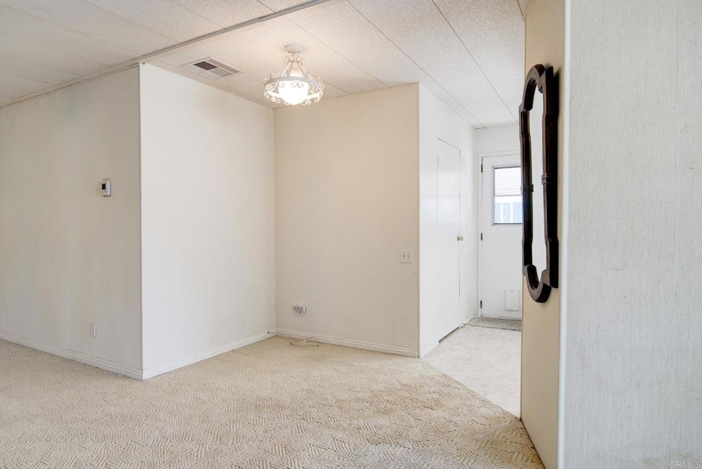 1010 Palm Canyon Drive 84