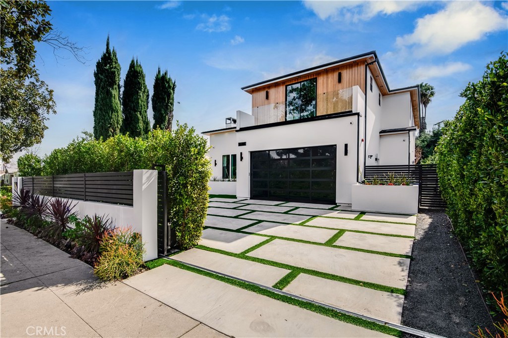 16706 Magnolia Boulevard