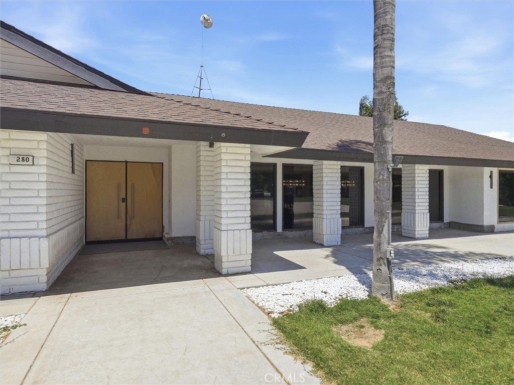 7280 W Menlo