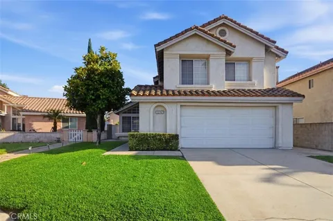 13747 Cabrillo Court, Fontana, CA 92336 - MLS#: CV26060664